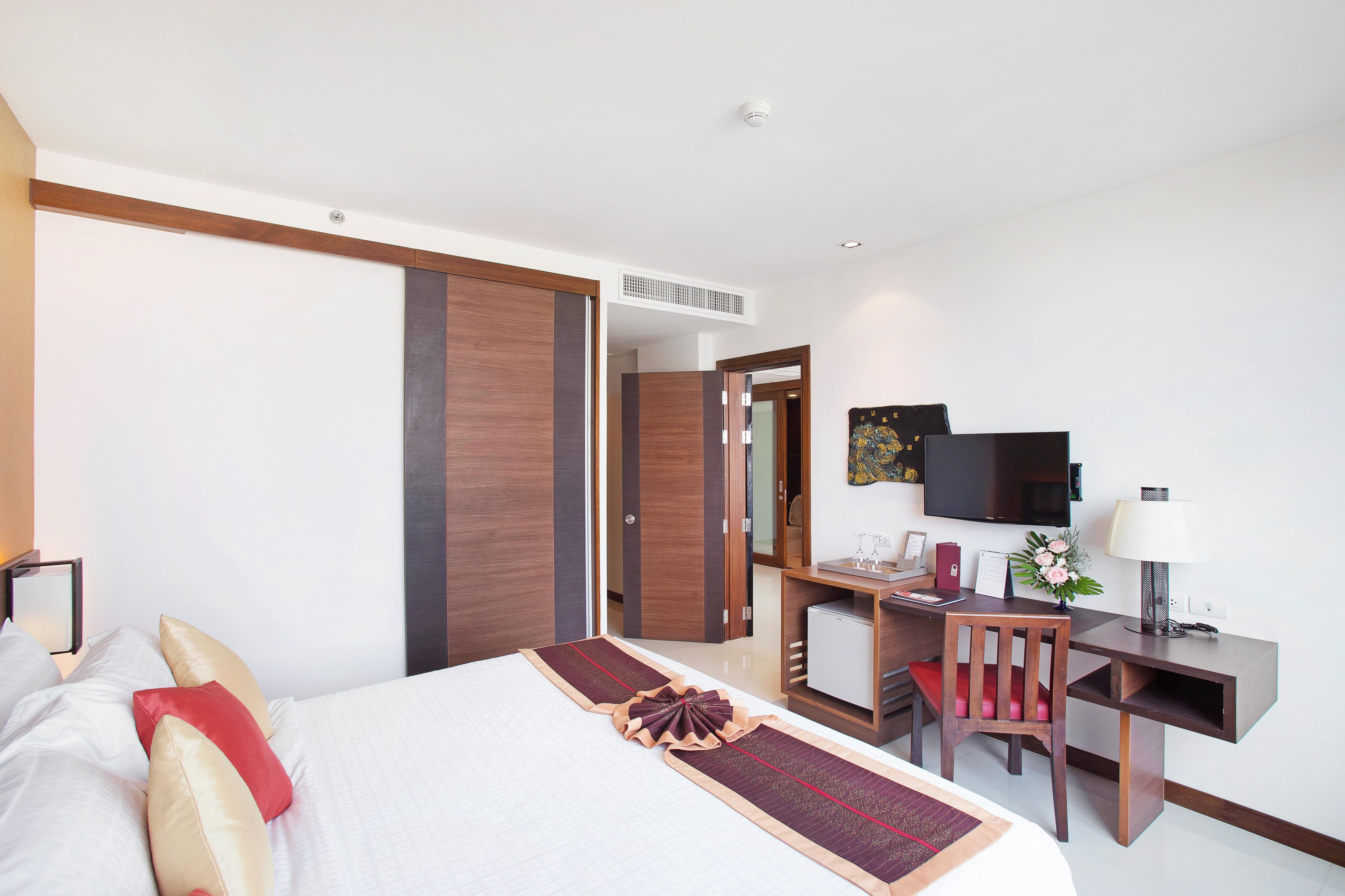 Mida Grande Hotel Dhavaravati Nakhon Pathom - Sha Plus Екстер'єр фото