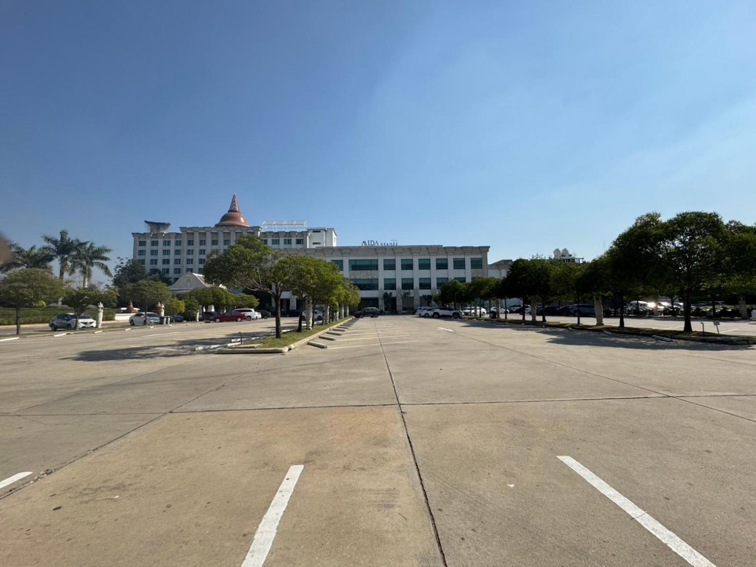 Mida Grande Hotel Dhavaravati Nakhon Pathom - Sha Plus Екстер'єр фото
