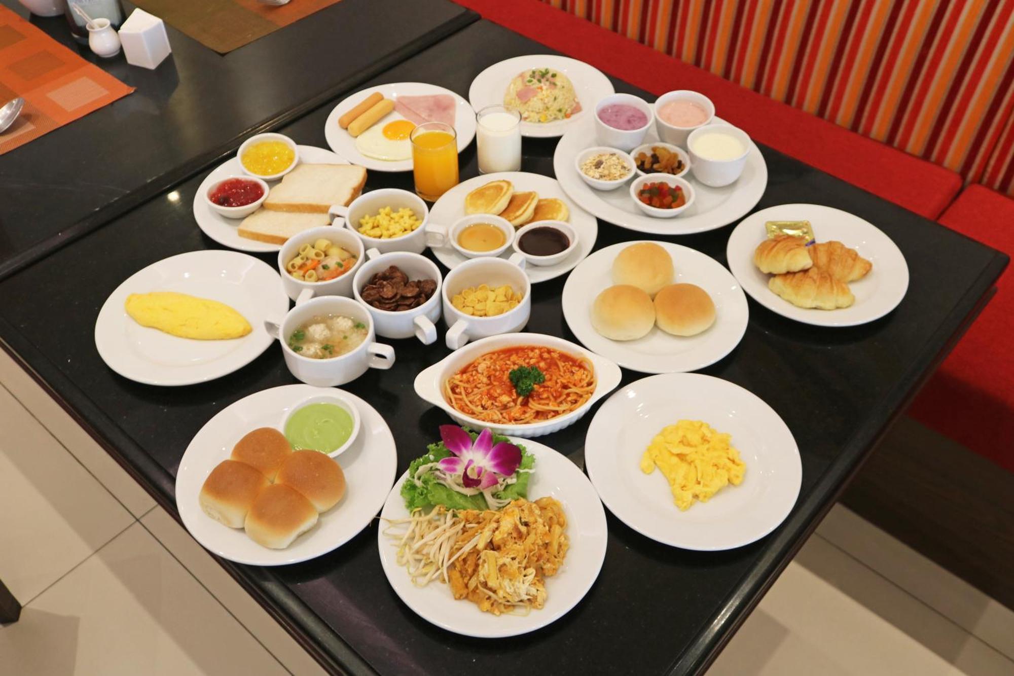 Mida Grande Hotel Dhavaravati Nakhon Pathom - Sha Plus Екстер'єр фото