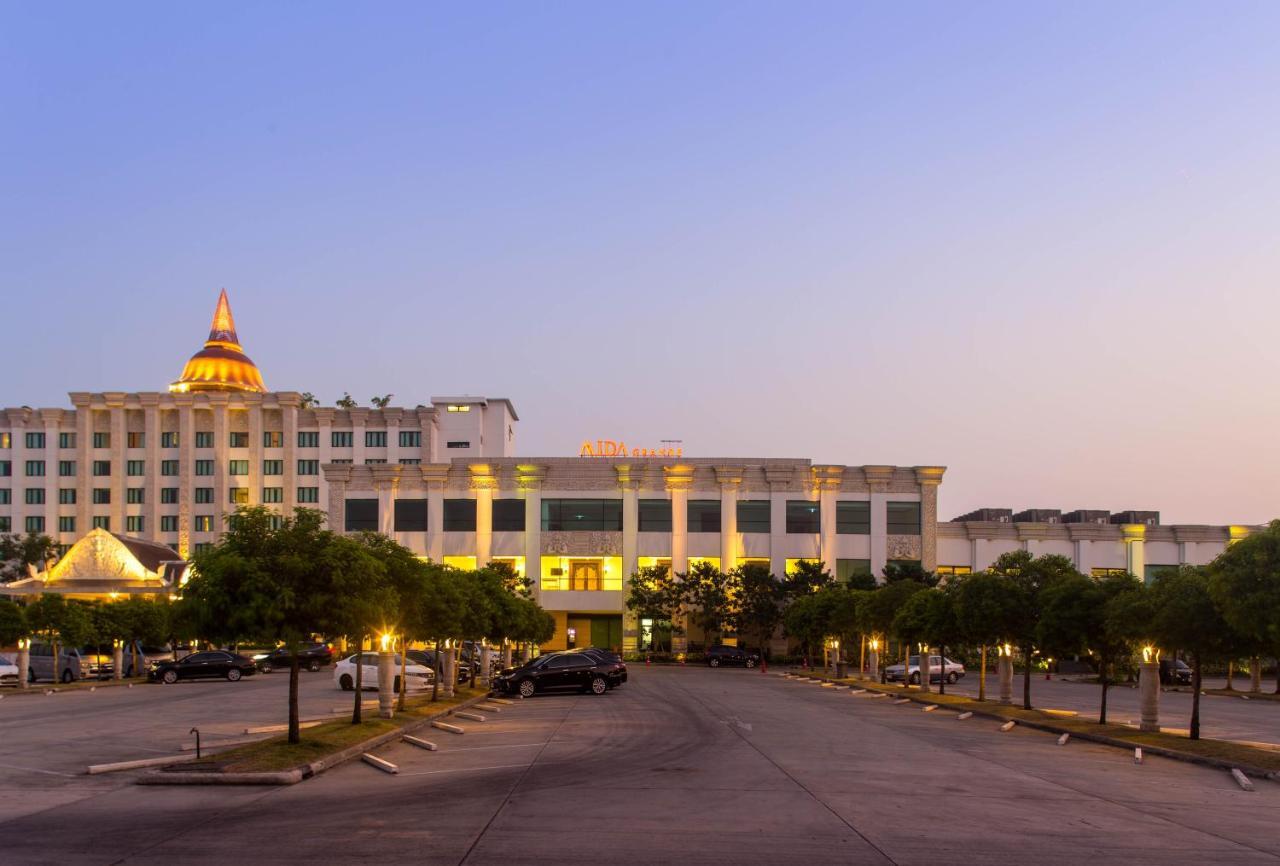 Mida Grande Hotel Dhavaravati Nakhon Pathom - Sha Plus Екстер'єр фото